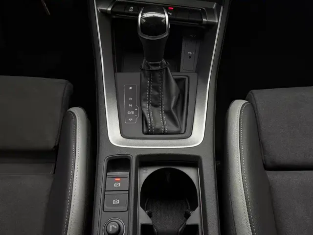 Audi Audi Q3 2022 35 TFSI Progressive Dynamic — Фото автомобиля 14