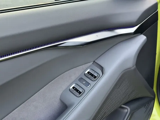 Xpeng P7 — Фото автомобиля 17