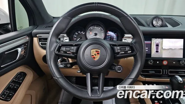 Porsche Macan — Фото автомобиля 23
