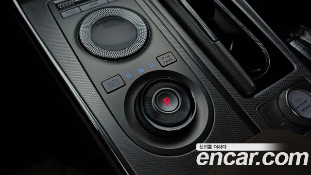 Genesis GV80 2.5T Бензин AWD — Фото автомобиля 9