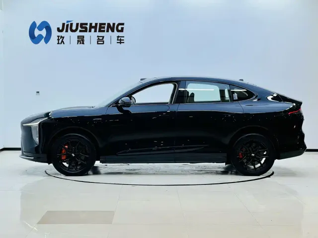 IM Motors LS6 — Фото автомобиля 3