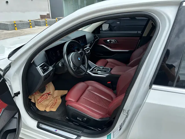 BMW 3 Series — Фото автомобиля 4