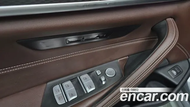 BMW 5-Series 5 серия (G30) 523d M Sport — Фото автомобиля 26