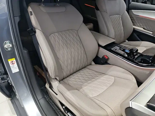 BYD Han — Фото автомобиля 24