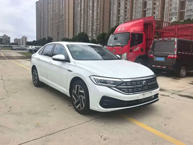 Volkswagen Sagitar — Фото автомобиля 3