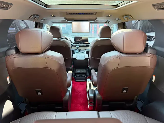 Toyota Granvia — Фото автомобиля 18