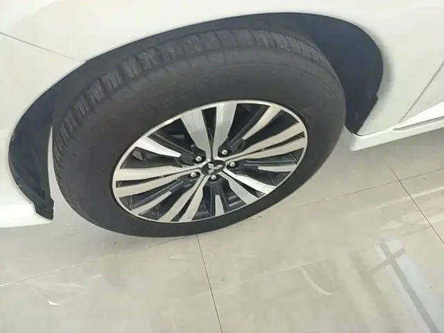 Mitsubishi Outlander — Фото автомобиля 22