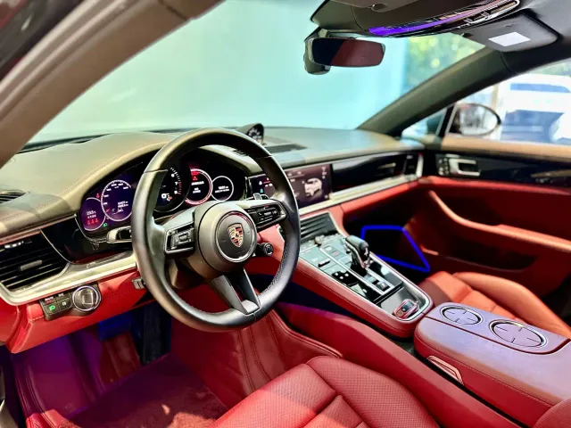 Porsche Panamera — Фото автомобиля 5