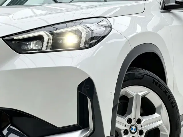 BMW X1 — Фото автомобиля 7