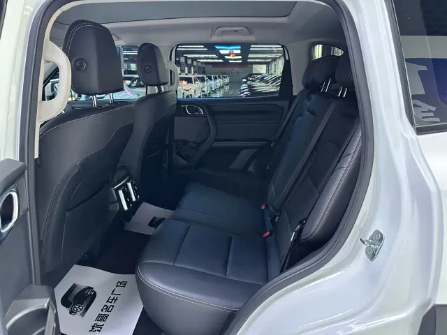 Haval Big Dog — Фото автомобиля 5