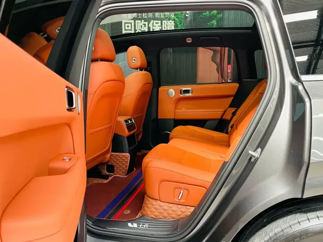 Li Auto Li Auto L6 2024 Pro — Фото автомобиля 16