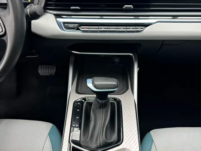 Geely Emgrand — Фото автомобиля 15