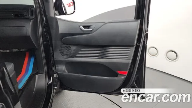 Hyundai Staria — Фото автомобиля 13