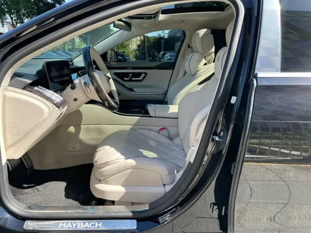 Mercedes-Benz Maybach S-Class — Фото автомобиля 8