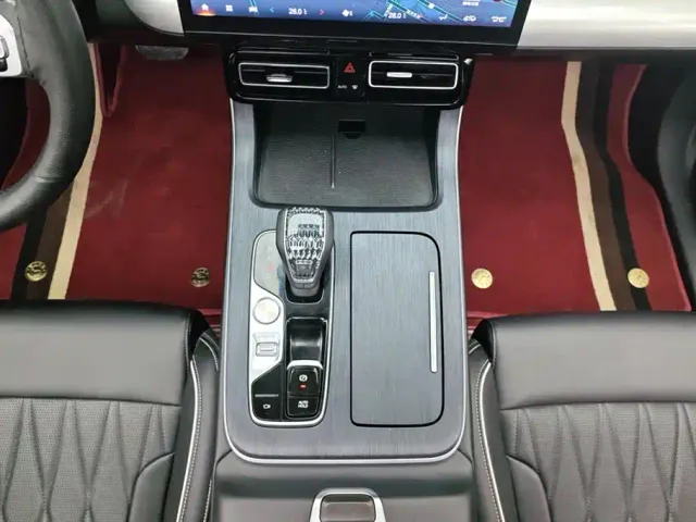 GAC Trumpchi GS8 — Фото автомобиля 16