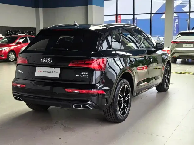 Audi Q5L — Фото автомобиля 5