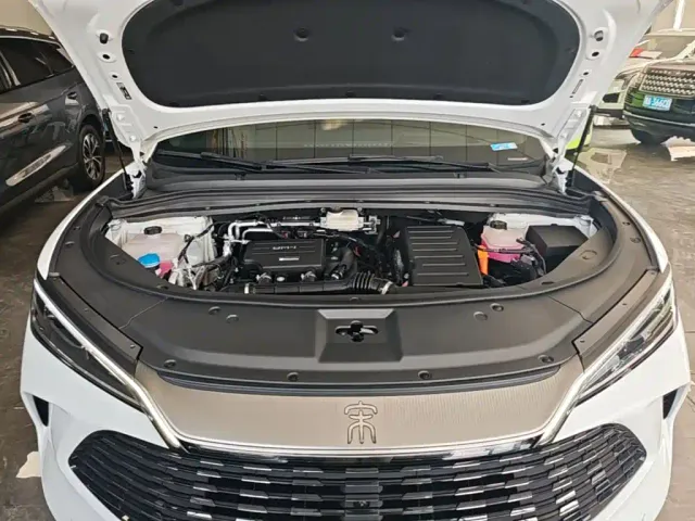 BYD Song L DM-i — Фото автомобиля 19