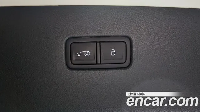 Genesis GV80 — Фото автомобиля 30