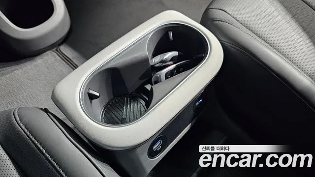Hyundai Ioniq 5 — Фото автомобиля 24