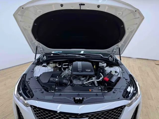 Cadillac CT5 — Фото автомобиля 6
