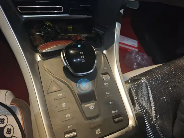 BYD Song Pro — Фото автомобиля 10