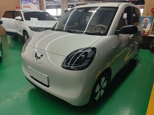 Фотография автомобиля — Wuling Hongguang Mini EV