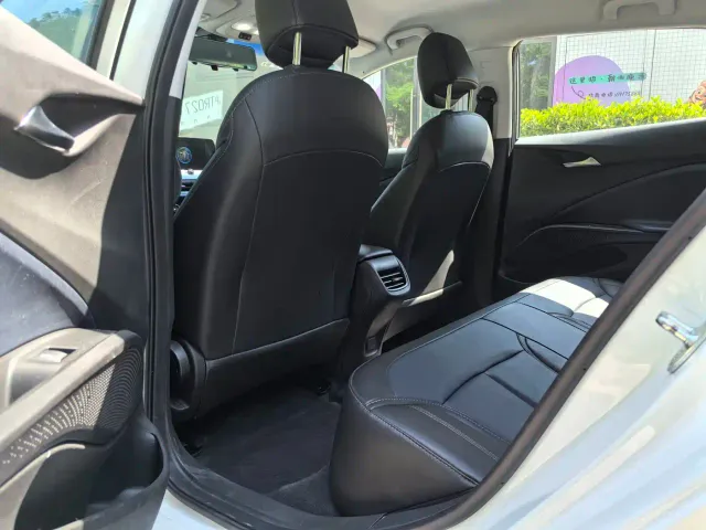 Buick Velite 6 — Фото автомобиля 7