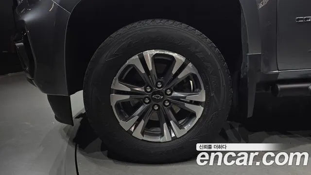 Chevrolet Colorado — Фото автомобиля 5