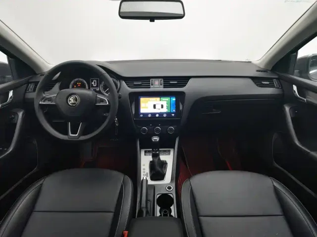 Skoda Octavia — Фото автомобиля 5