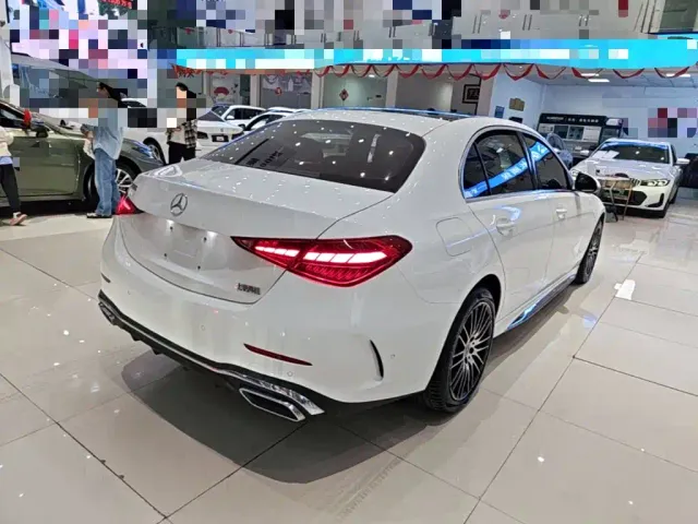 Mercedes-Benz C-Class — Фото автомобиля 6