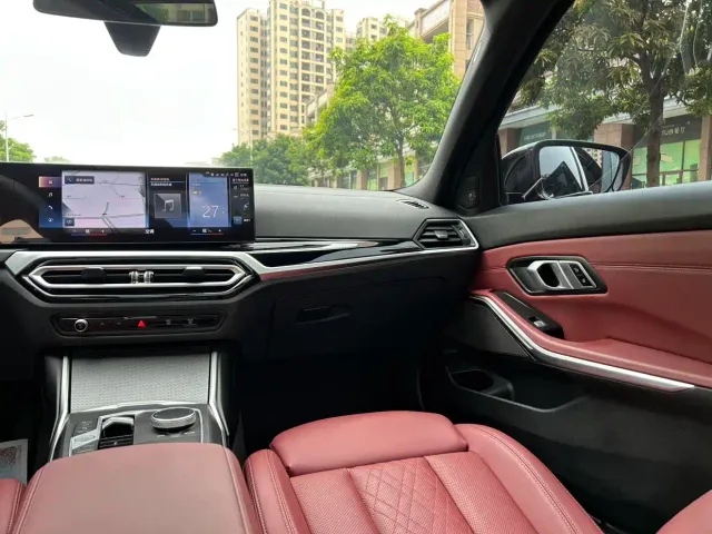 BMW 3 Series — Фото автомобиля 19