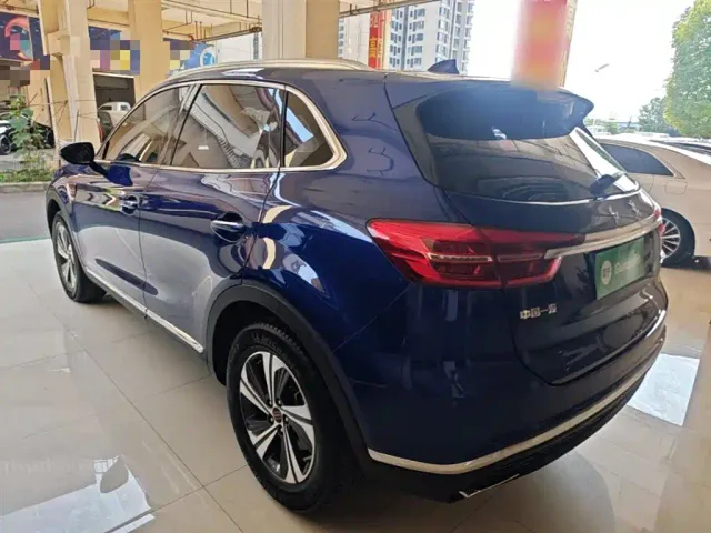 Hongqi HS5 — Фото автомобиля 4