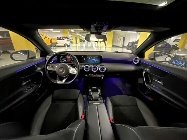 Mercedes-Benz A-Class — Фото автомобиля 3