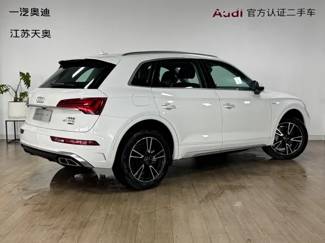 Audi Q5L — Фото автомобиля 4