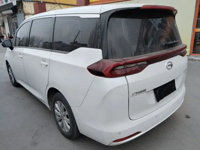 GAC Trumpchi Trumpchi M6 2023 PRO 270T DCT Elite Edition — Фото автомобиля 4
