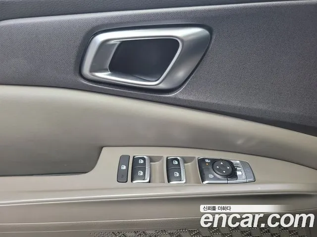 Kia Carnival 4th Gen — Фото автомобиля 4