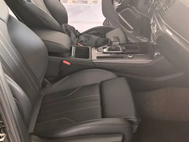 Audi Q5L — Фото автомобиля 5