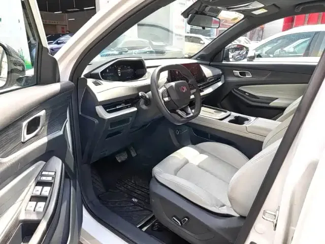 Changan Qiyuan Q05 — Фото автомобиля 4