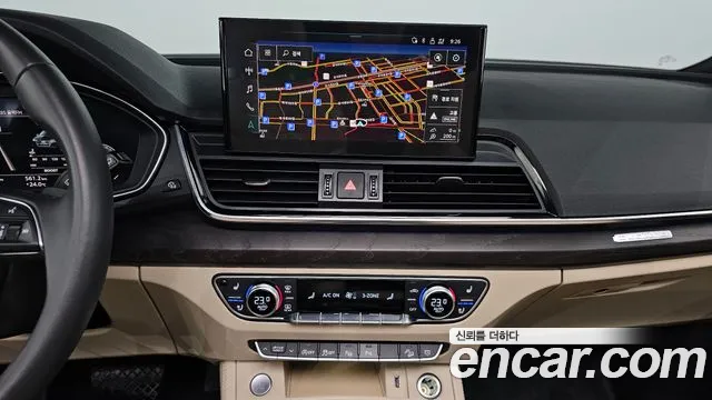 Audi Q5 FY — Фото автомобиля 14