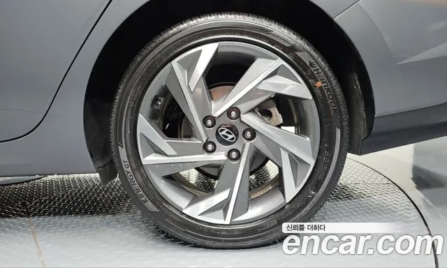 Hyundai Avante — Фото автомобиля 6