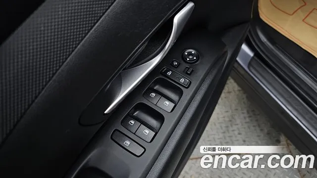 Hyundai Tucson Tucson (NX4) Бензин 1.6 турбо 2WD — Фото автомобиля 27