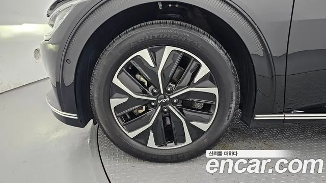 Kia EV6 — Фото автомобиля 5