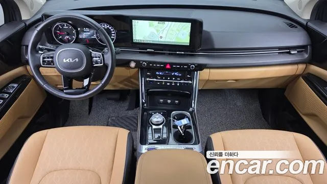 Kia Carnival Generation 4 — Фото автомобиля 7