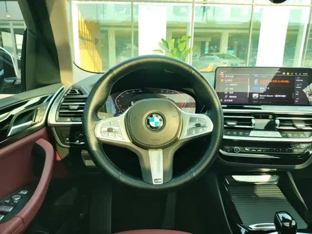 BMW X3 — Фото автомобиля 10