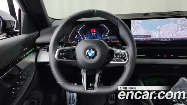 BMW 5-Series — Фото автомобиля 10