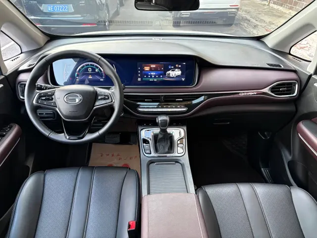GAC Trumpchi M6 — Фото автомобиля 11