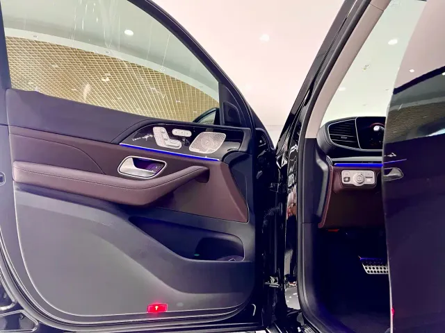 Mercedes-Benz GLS-Class — Фото автомобиля 24