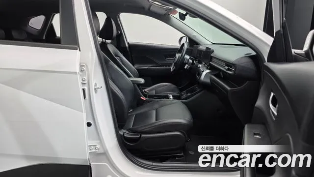 Hyundai Kona — Фото автомобиля 16