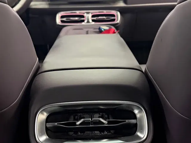 Leapmotor B10 — Фото автомобиля 14
