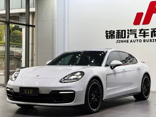Porsche Panamera — Фото автомобиля 2